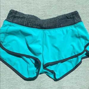 Lululemon Speed Up Short- 2.5”